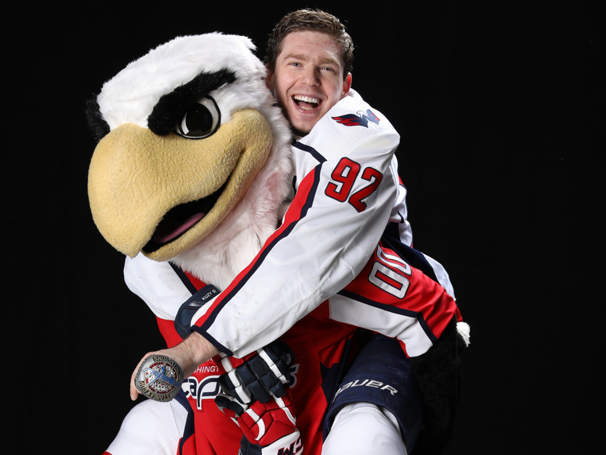 kuznetsov-slapshot-mag-inline.jpg